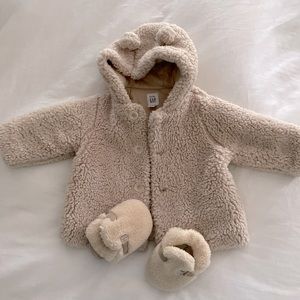 Baby gap teddy coat and faux Sherpa mules